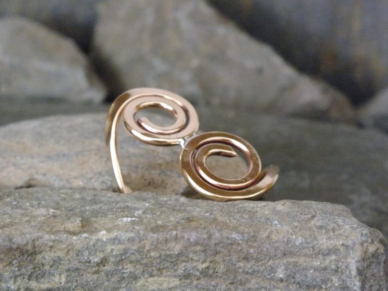 Stacked Spiral Ring - Alternate (Light Stone Close Crop)